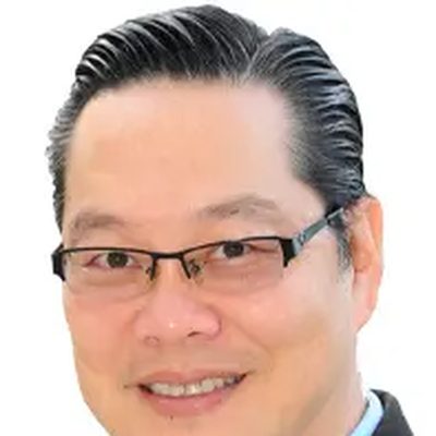 Foto Dr Chong Yew Luen Christopher