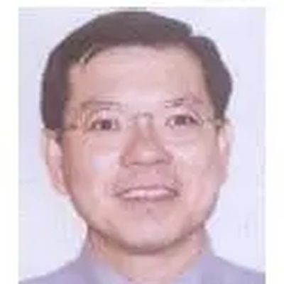 Foto Dr Lee Chong Hwa James