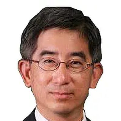 Foto Dr Leslie Leong Chi Sern