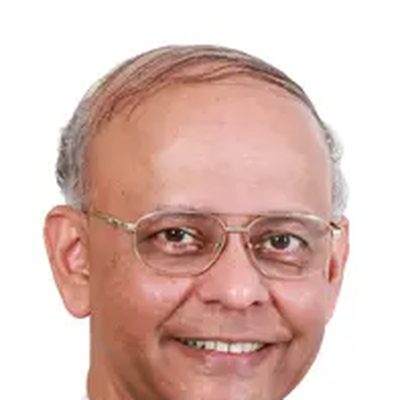 Foto Dr Sayampanathan S R E