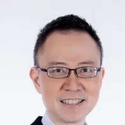 Foto Dr Ting Peter