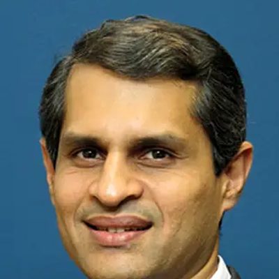 Foto Dr Ajeet Madhav Wagle
