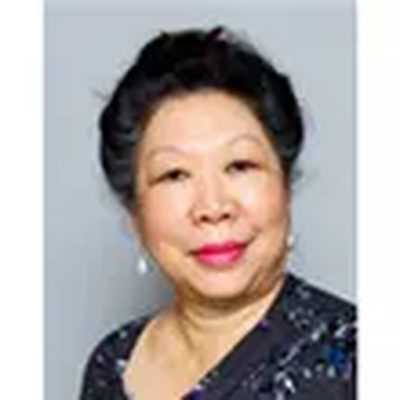 Foto Dr Leong Sou Fong Rosslyn