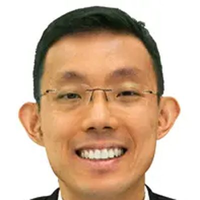 Foto Dr Lim Chin Tat