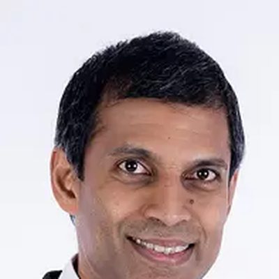 Foto Dr Shanker Pasupathy