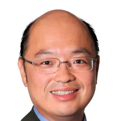 Foto Dr Wang Ee Jen Wilson