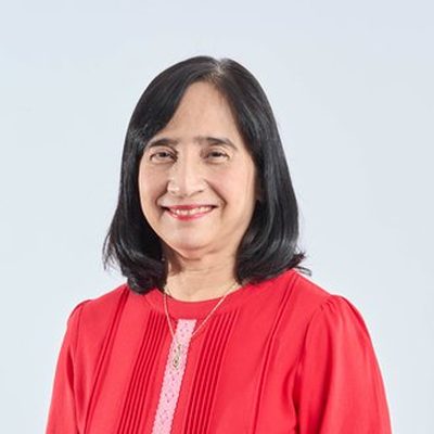Foto Dr Khin Ohnmar Naing
