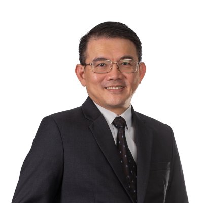 Foto Dr Low Tze Hau