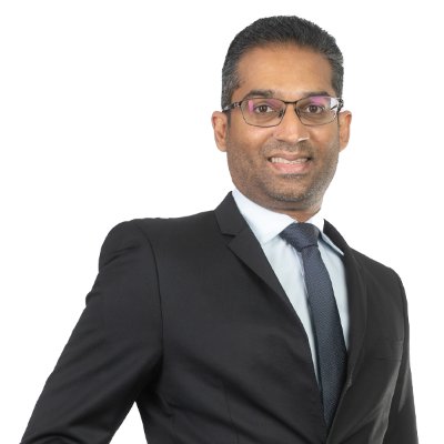 Foto Dr Navin Sukilan