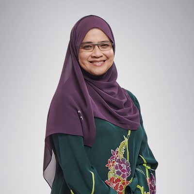Foto Dr Nik Asmah Binti Nik Hussain